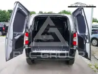 2025 Peugeot Partner
