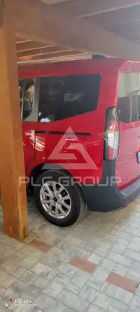 2025 Ford Tourneo
