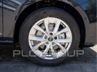 2025 Ford Tourneo
