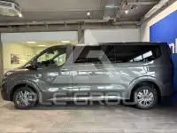 2025 Ford Tourneo