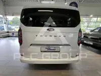 2025 Ford Tourneo