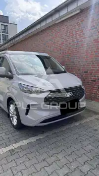2025 Ford Tourneo