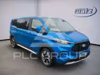 2025 Ford Tourneo