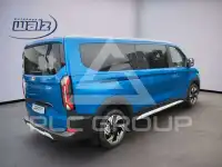 2025 Ford Tourneo