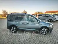 2025 Ford Tourneo