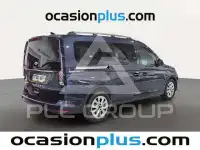 2025 Ford Tourneo
