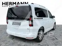 2025 Ford Tourneo
