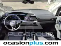2025 Ford Tourneo
