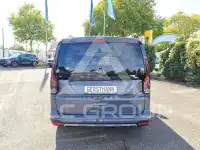 2025 Ford Tourneo