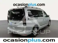 2025 Ford Tourneo
