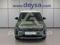 2025 Ford Tourneo