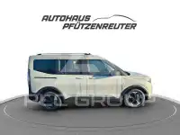 2025 Ford Tourneo
