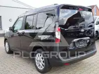 2025 Ford Tourneo