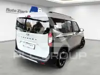 2025 Ford Tourneo