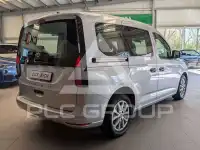2025 Ford Tourneo