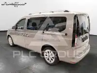 2025 Ford Tourneo