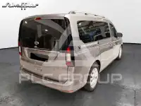 2025 Ford Tourneo