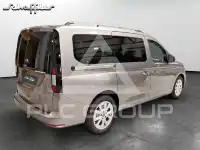 2025 Ford Tourneo