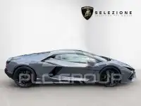 2025 Lamborghini Revuelto