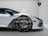 2025 Lamborghini Revuelto