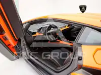 2025 Lamborghini Revuelto