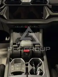 2025 Lamborghini Urus