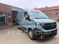 2025 Renault Master
