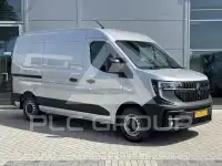 2025 Renault Master