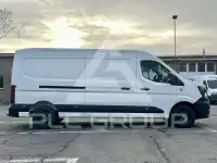 2025 Renault Master