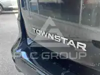 2026 Nissan TOWNSTAR