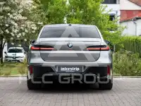 2026 BMW 740
