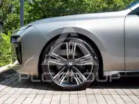 2026 BMW 740