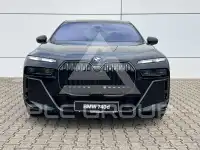 2026 BMW 740