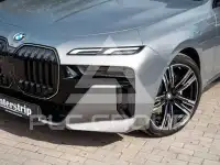 2026 BMW 740