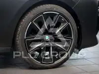 2026 BMW 740