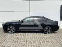 2026 BMW 740