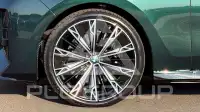 2026 BMW 740