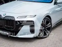 2026 BMW 740