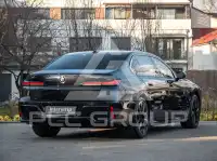 2026 BMW 740