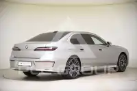 2026 BMW 740