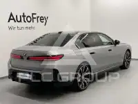 2026 BMW 740