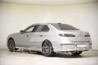 2026 BMW 740