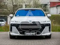 2026 BMW 740