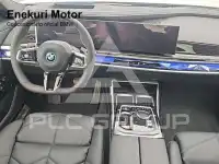 2026 BMW 750