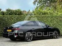 2026 BMW I5