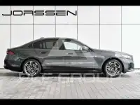 2026 BMW I5