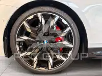 2026 BMW I5