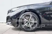 2026 BMW I5