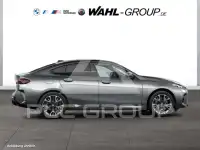 2026 BMW 220