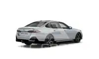 2026 BMW 530